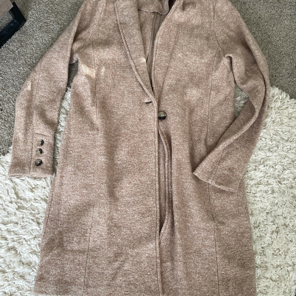 Iong coat